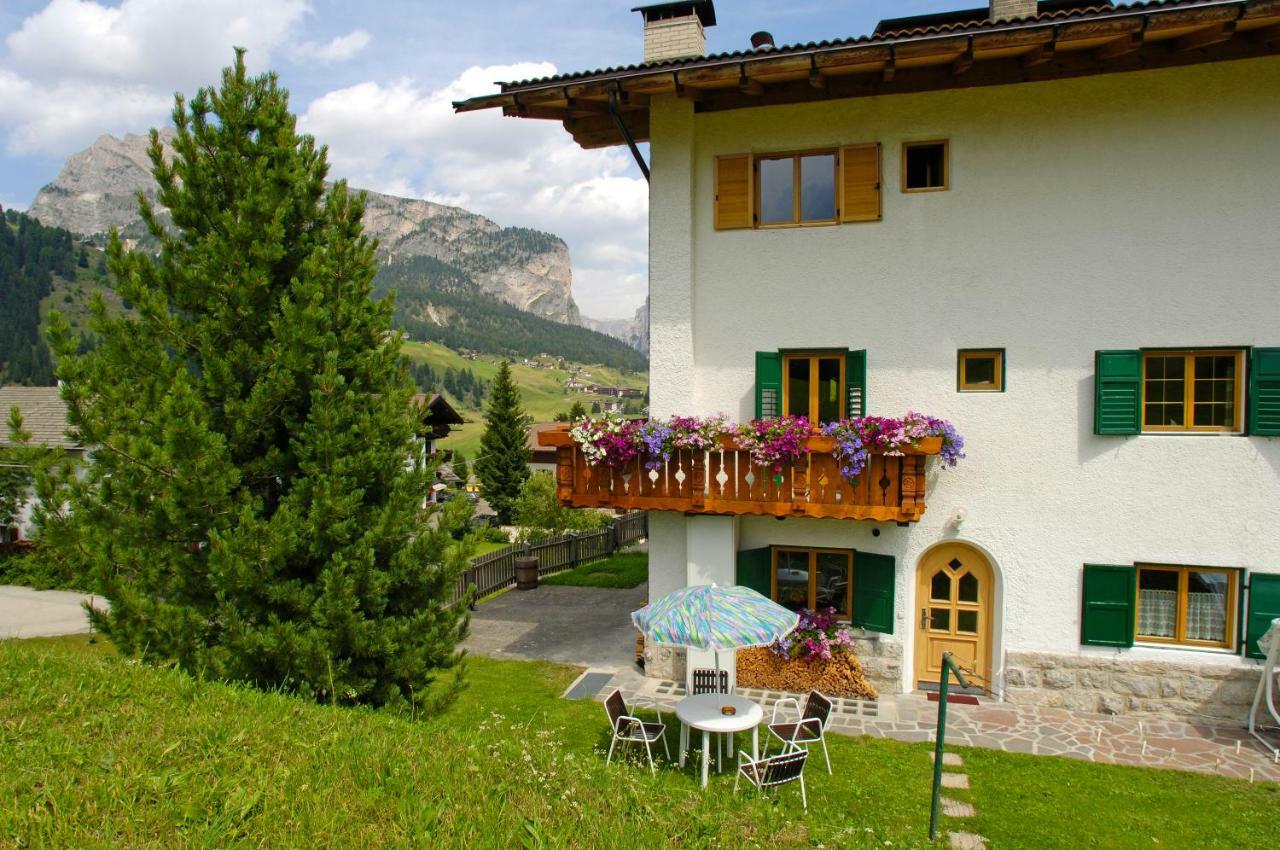 Villa Insam Apartment Selva di Val Gardena Exteriér fotografie